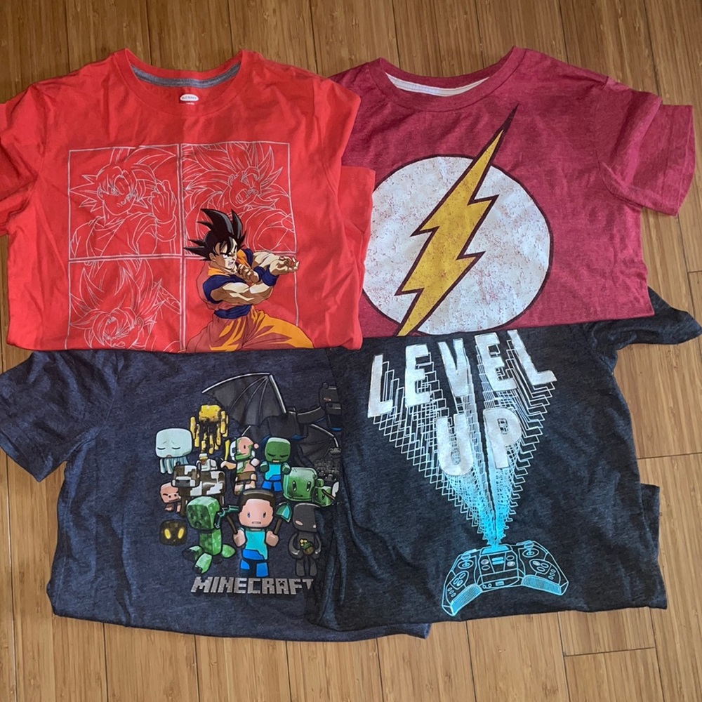 Old Navy boys size L(10/12) t shirts